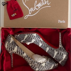 RARE Christian Louboutin water snake skin 8 cm platform open toe pump